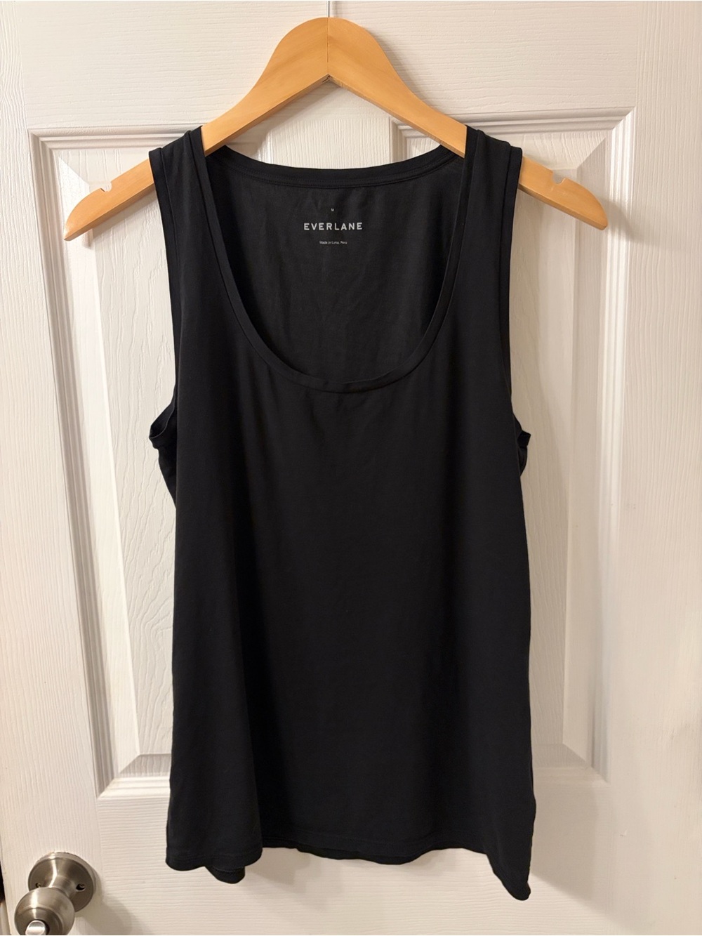 Everlane Black Scoop Neck Women’s Tank